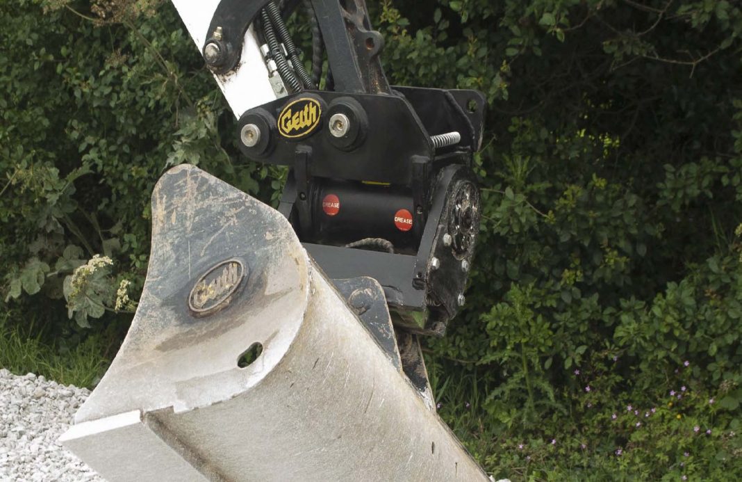 Geith Unveil Versatile and Innovative Tilting Quick Coupler