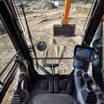 Doosan Unveils New Medium-sized Crawler Excavator -3