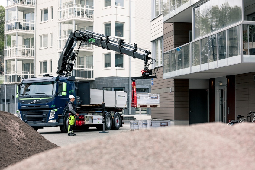 Hiab launches second generation Electric Power TakeOff