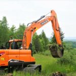 New DX140LC-7K 14 t Crawler Excavator from DEVELON -1